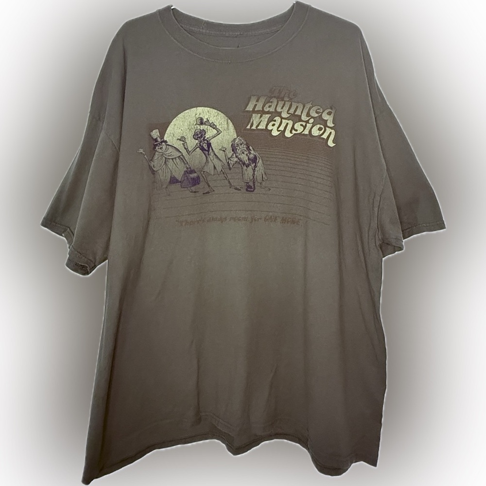 Disney Parks Haunted Mansion 'Hitchhiking Ghosts' Adult T-Shirt Size 2XL
